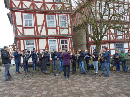 Ökumenische Feier des „Weihnachtsfriedens“ in Naumburg (Foto: Elisabetha Rößler)